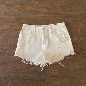 Boutique white jean shorts size 28